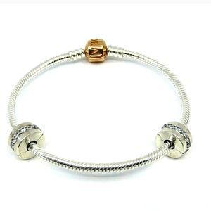 BRAND NEW rosegold/silver Pandora bracelet and pair of Pandora clips